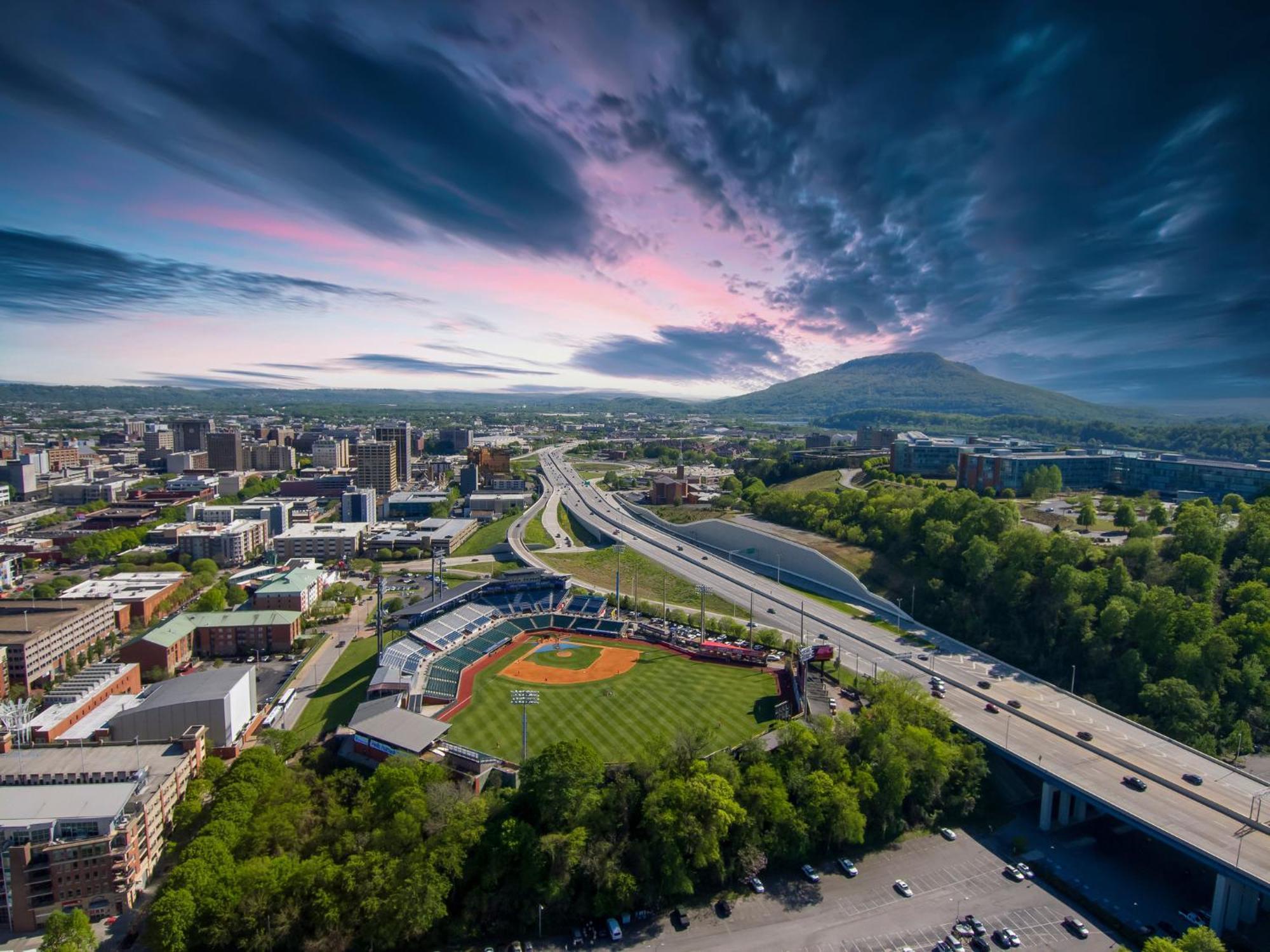 Holiday Inn Express Chattanooga - Hamilton Place Exteriör bild