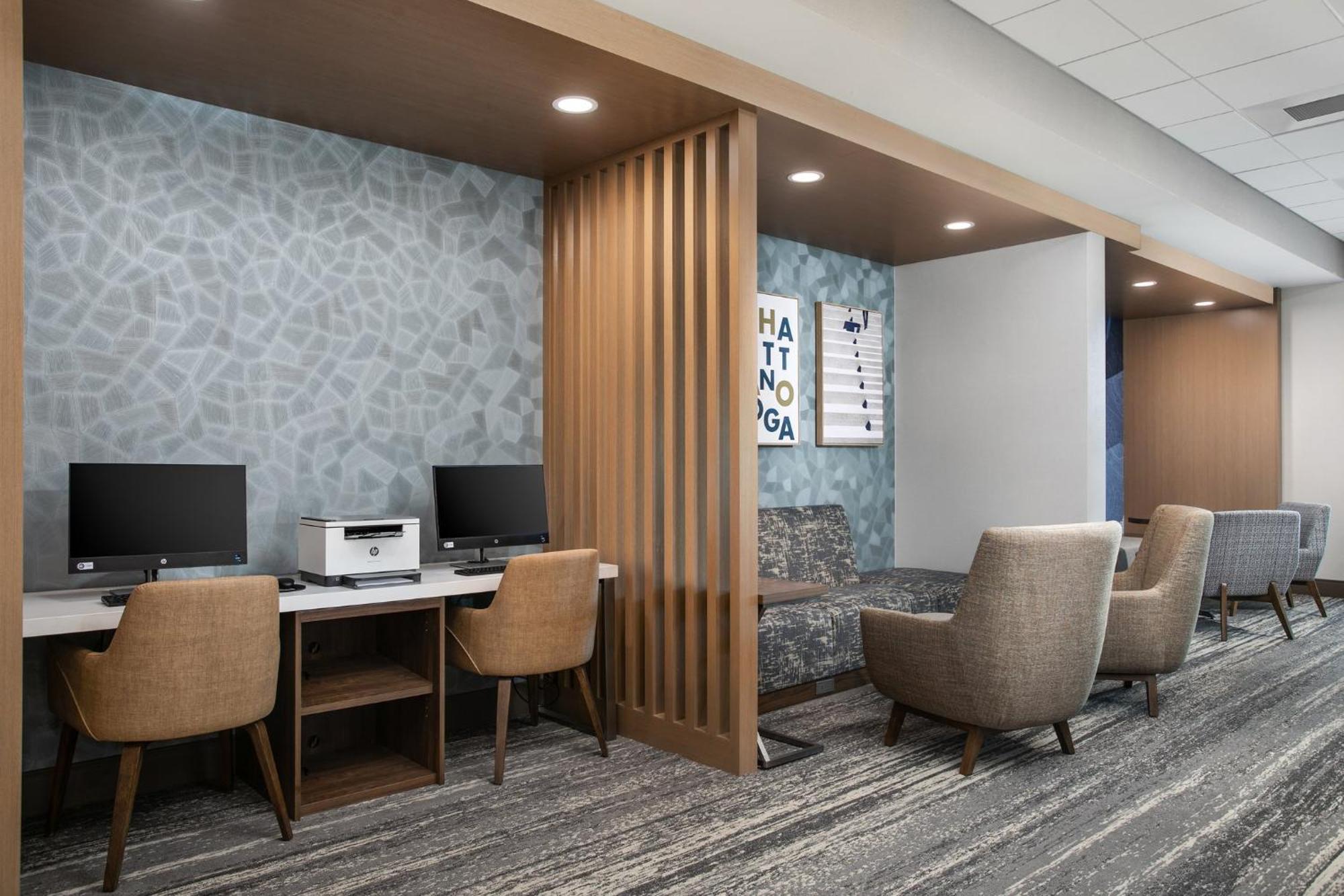 Holiday Inn Express Chattanooga - Hamilton Place Exteriör bild