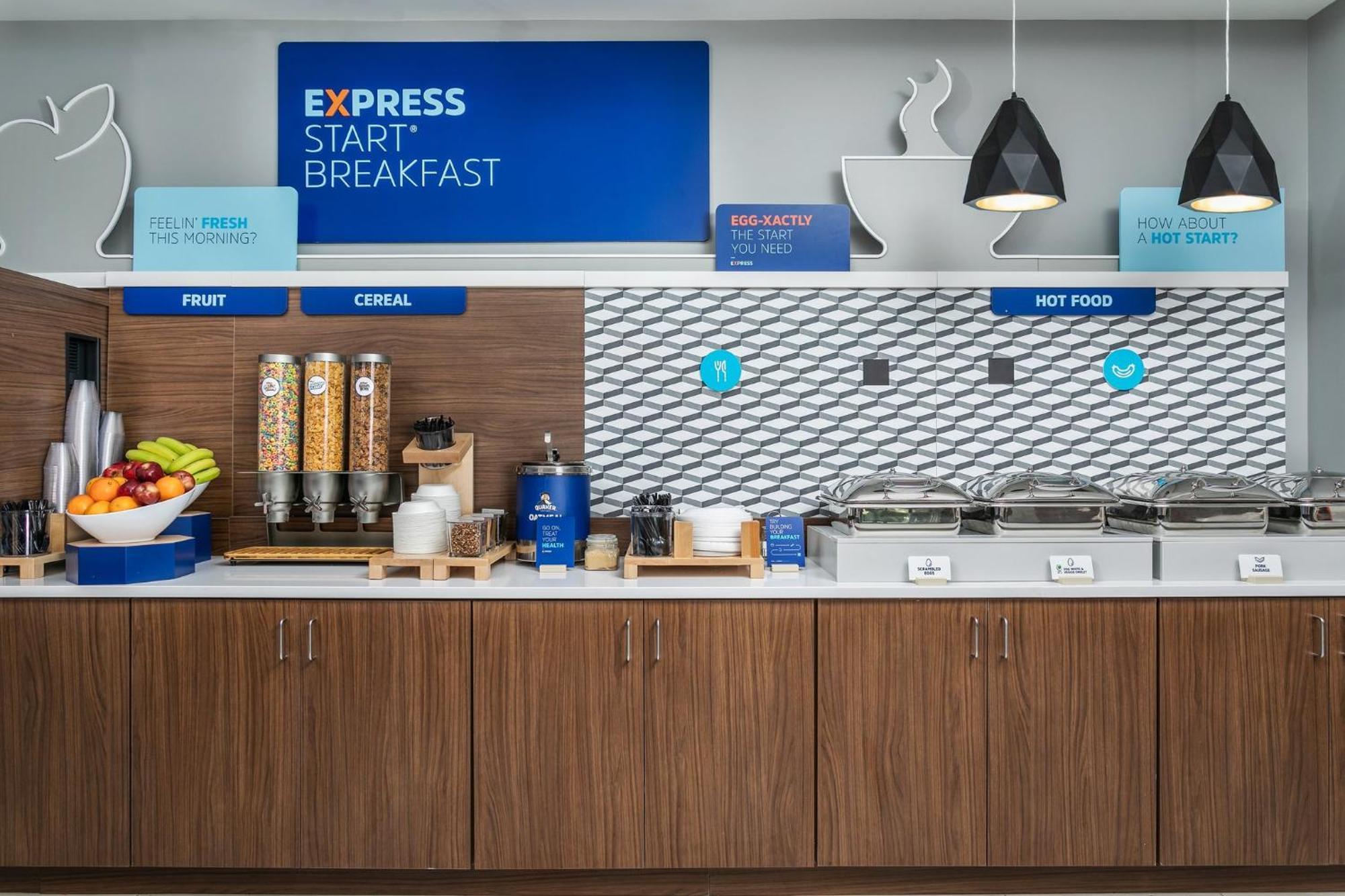 Holiday Inn Express Chattanooga - Hamilton Place Exteriör bild